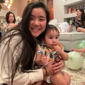 Meet your Posher, Kelly